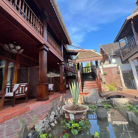 Chaluenxay Boutique Hotel Луангпхабанг Экстерьер фото