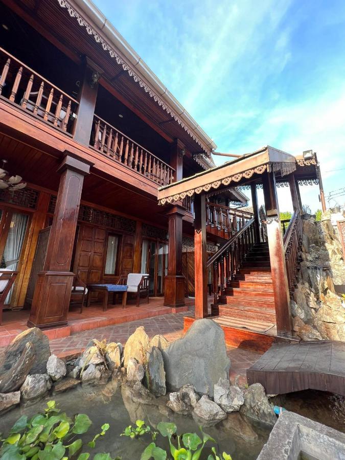 Chaluenxay Boutique Hotel Луангпхабанг Экстерьер фото